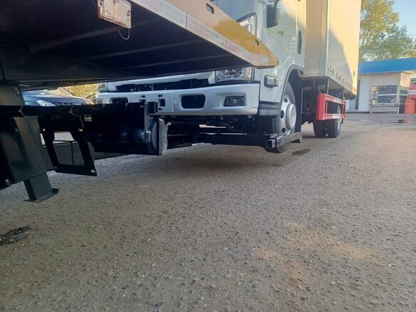 2024 Isuzu Elf (N-series), жёлтый, 7500000 рублей - вид 14