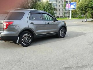 2012 Ford Explorer V, серый, 1950000 рублей, вид 4