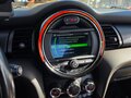2018 Mini Hatch Cooper III (F55/F56) Рестайлинг, оранжевый - вид 10