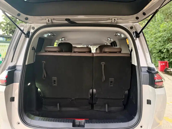 2025 Wuling Starlight 730, бежевый, 1719010 рублей - вид 12