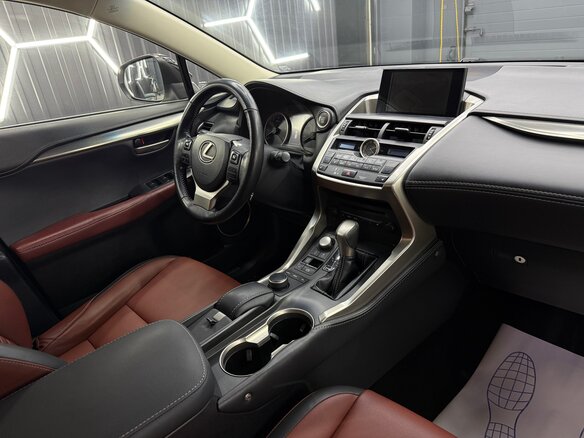 2017 Lexus NX 200 I Рестайлинг, белый, 2600000 рублей - вид 7