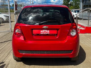 2011 Chevrolet Aveo I Рестайлинг, красный, 385000 рублей, вид 5