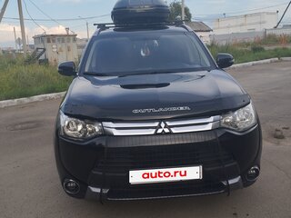 2014 Mitsubishi Outlander III Рестайлинг, чёрный, 1500000 рублей, вид 3