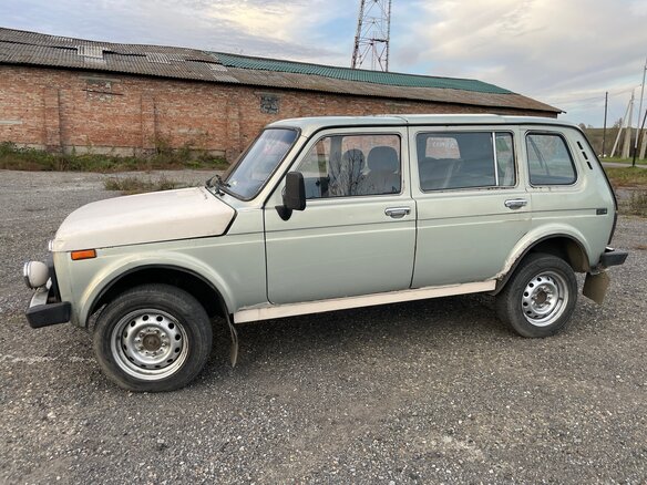 2000 Lada (ВАЗ) 2131 (4x4) I, серебристый, 180000 рублей - вид 15