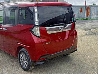 2019 Toyota Tank I, красный, 1240000 рублей, вид 5