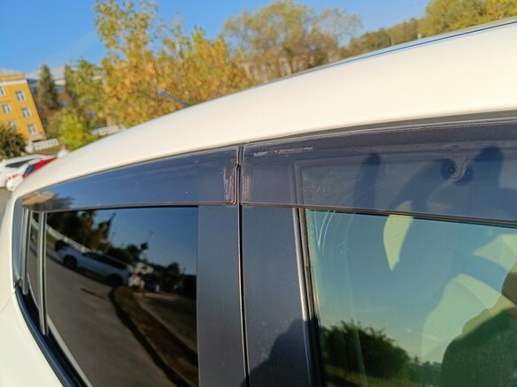 2013 Nissan Leaf (EM57) I (ZE0/AZE0), белый, 1280000 рублей - вид 12