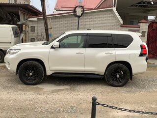 2018 Toyota Land Cruiser Prado 150 Series Рестайлинг 2, белый, 5350000 рублей, вид 5