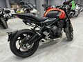 2022 Triumph Trident 660, оранжевый, 880000 рублей - вид 2