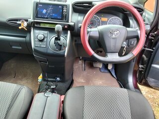 2011 Toyota Wish II, пурпурный, 1650000 рублей, вид 5