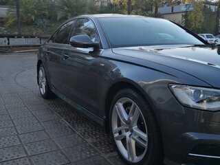 2016 Audi A6 IV (C7) Рестайлинг, серый, 3300000 рублей, вид 3