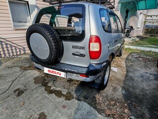 2005 Chevrolet Niva I, серебристый, 400000 рублей, вид 4