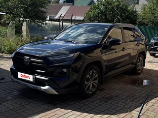 2023 Toyota RAV4 V (XA50), чёрный, 3190000 рублей, вид 2