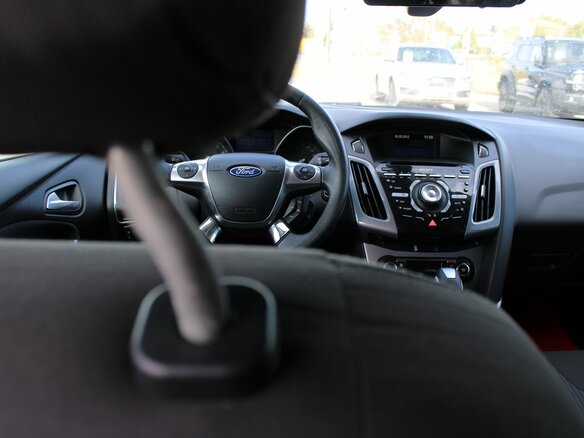2012 Ford Focus III, красный - вид 26
