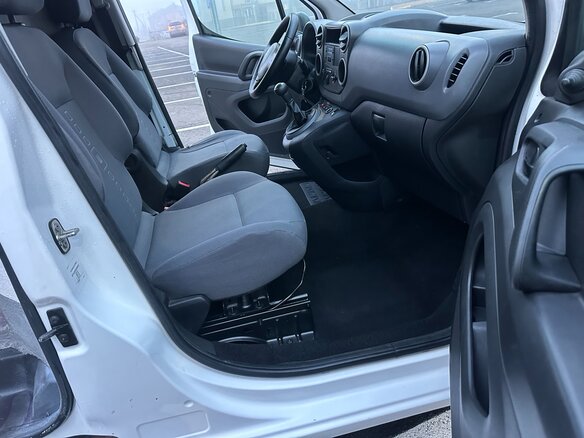 2013 Citroen Berlingo II Рестайлинг, белый, 649000 рублей - вид 13