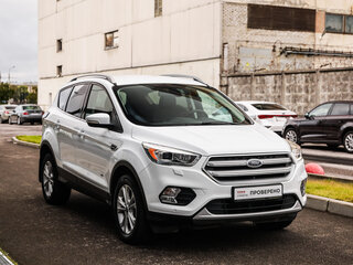 2017 Ford Kuga II Рестайлинг, белый, 1599777 рублей, вид 5