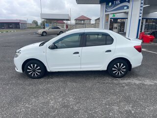 2016 Renault Logan II, белый, 380000 рублей, вид 4