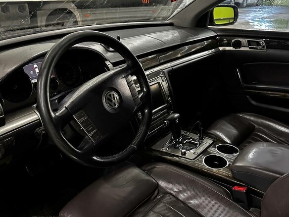 2008 Volkswagen Phaeton I, коричневый, 1290000 рублей - вид 9