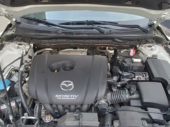 2016 Mazda 6 III (GJ) Рестайлинг, белый, 1605000 рублей - вид 5