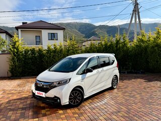 2018 Honda Freed II, белый, 1700000 рублей, вид 1