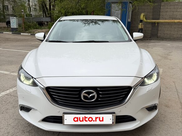 2016 Mazda 6 III (GJ) Рестайлинг, белый, 1750000 рублей