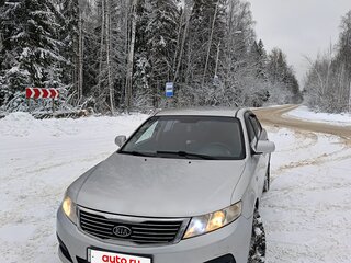 2009 Kia Magentis II Рестайлинг, серебристый, 620000 рублей, вид 2