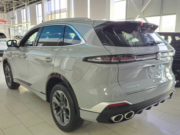 2025 Changan CS75 Plus IV, серый, 4339900 рублей - вид 3