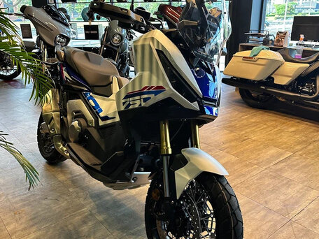 2026 Honda X-ADV, белый, 1950000 рублей, вид 2