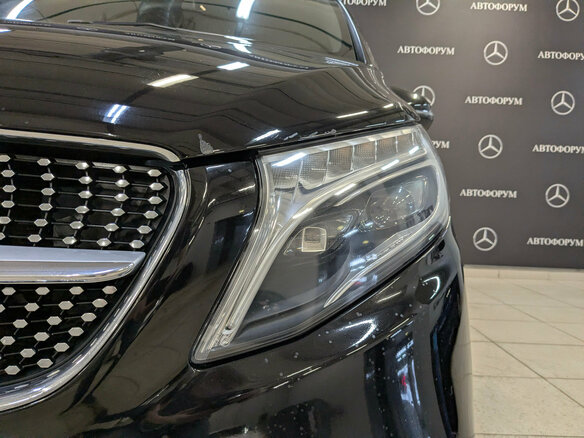 2021 Mercedes-Benz V-Класс 250 d компактный III (W447) Рестайлинг, чёрный - вид 11