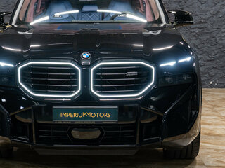 2026 BMW XM 50e, чёрный, 19890000 рублей, вид 4