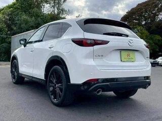 2023 Mazda CX-5 II Рестайлинг, белый, 1990007 рублей, вид 4