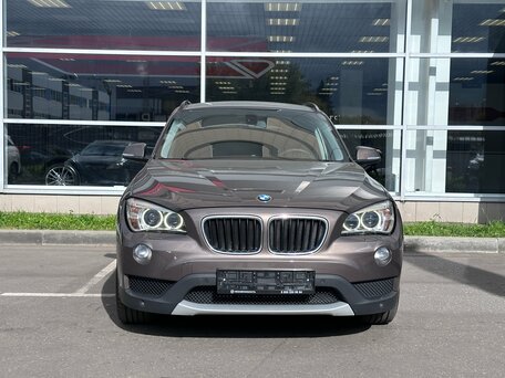 2013 BMW X1 20i I (E84) Рестайлинг, коричневый, 1030000 рублей, вид 2