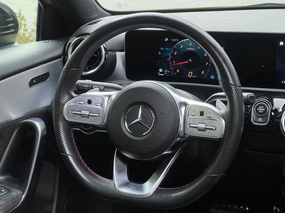 2019 Mercedes-Benz A-Класс 200 IV (W177), жёлтый, 2280000 рублей - вид 11