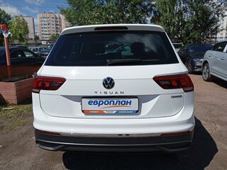 2021 Volkswagen Tiguan II Рестайлинг, белый, 3250000 рублей, вид 5