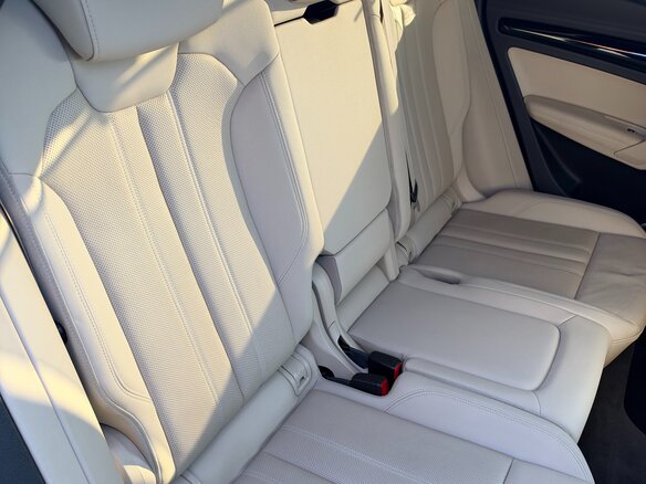 2021 Audi Q5 45 TFSI II (FY) Рестайлинг, синий, 4740000 рублей - вид 23