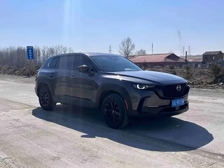 2023 Mazda CX-50, чёрный, 2740000 рублей, вид 4
