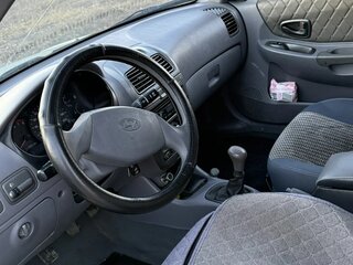 2006 Hyundai Accent ТагАЗ II, серебристый, 400000 рублей, вид 5