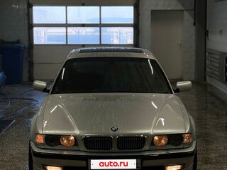 1999 BMW 7 серии 735i III (E38) Рестайлинг, серебристый, 1400000 рублей, вид 5