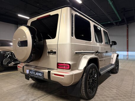 2026 Mercedes-Benz G-Класс 450 d III (W465) Рестайлинг, бежевый, 25990000 рублей, вид 4