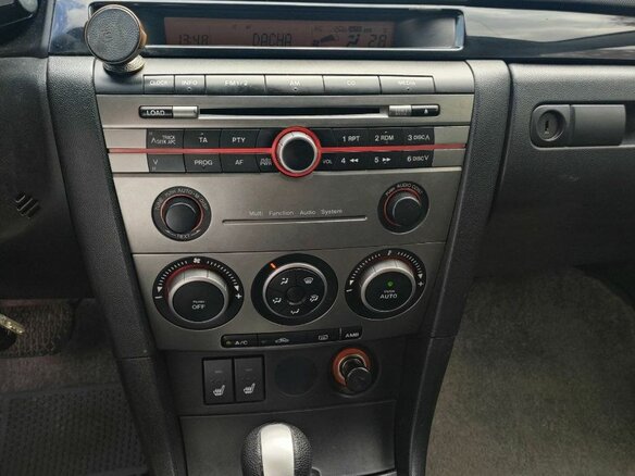2007 Mazda 3 I (BK) Рестайлинг, серебристый, 535000 рублей - вид 33