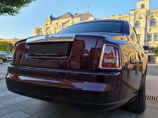 2003 Rolls-Royce Phantom VII, пурпурный, 13000000 рублей, вид 4