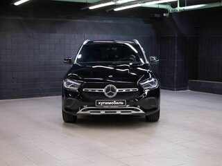 2021 Mercedes-Benz GLA 200 II (H247), чёрный, 2479000 рублей, вид 2
