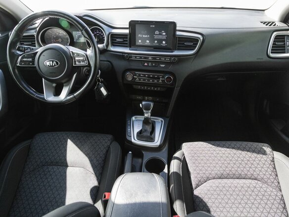2019 Kia Ceed III, белый - вид 14