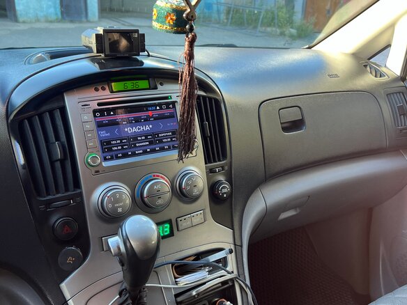 2012 Hyundai H-1 II, чёрный, 1450000 рублей - вид 10