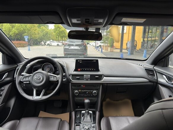 2020 Mazda CX-4 I Рестайлинг, пурпурный, 1800000 рублей - вид 11