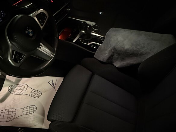 2021 BMW 5 серии 520d xDrive VII (G30/G31/G38) Рестайлинг, белый, 5550000 рублей - вид 5