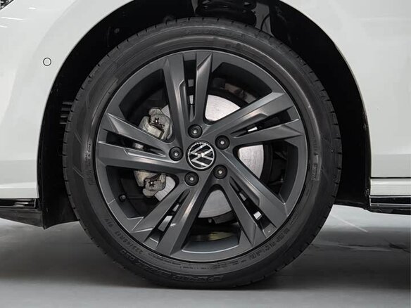 2022 Volkswagen Golf VIII, белый - вид 21