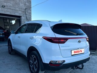 2019 Kia Sportage IV Рестайлинг, белый, 1900000 рублей, вид 5