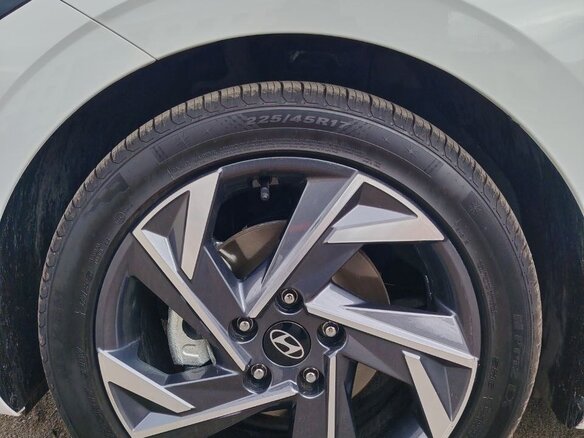 2025 Hyundai Elantra N Line VII (CN7) Рестайлинг, белый, 2150000 рублей - вид 8