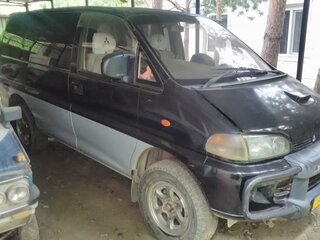 1994 Mitsubishi Delica IV, чёрный, 550000 рублей, вид 1