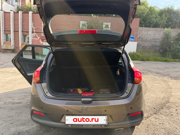 2014 Kia Ceed II, коричневый, 1299000 рублей - вид 14